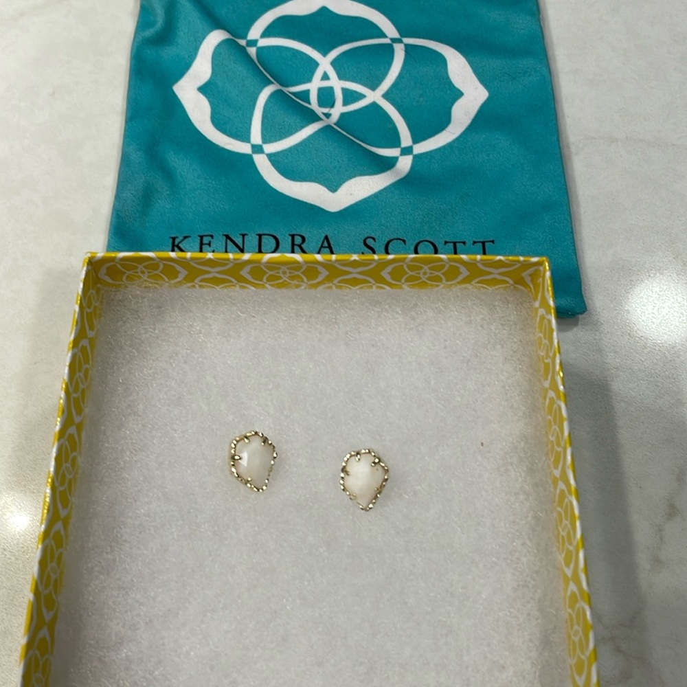 Kendra Scott stud earrings
